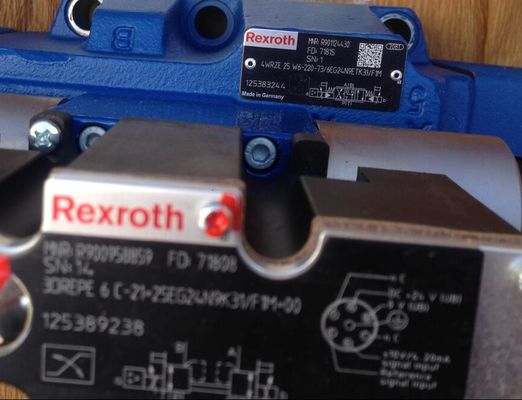 Rexroth R901124430 4 WRZE 25 W 6 - 220 - 73/6 PER ESEMPIO. 24N9ETK31/F1M 4 WRZE 25 X/6 PER ESEMPIO. 24N9ETK31/F1M Proportional Valve di W 6 - 220 - 7