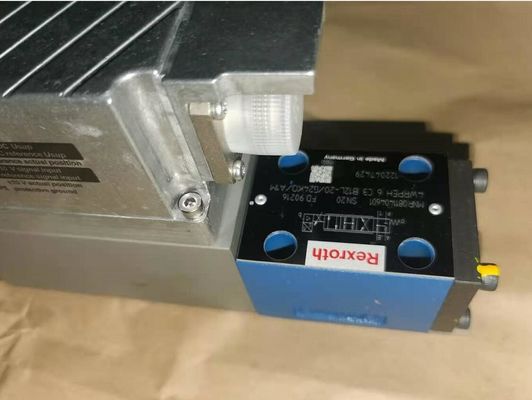 0811404601 valvola di regolazione di 4WRPEH6C3B12L-20/G24K0/A1M 4WRPEH6C3B12L-2X/G24K0/A1M Integrated Electronics Directional