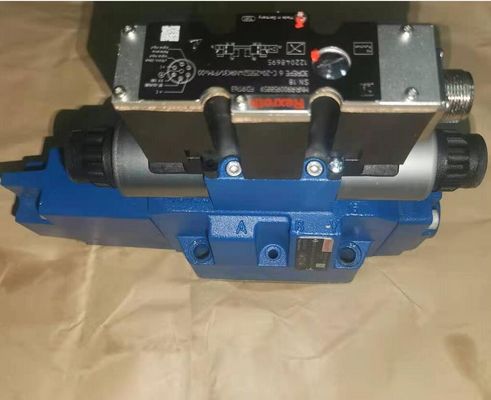 R900750127 4 WRZE 16 W 8 - 150 - 70/6 PER ESEMPIO. 24N9EK31/A1D3M 4 WRZE 16 X/6 PER ESEMPIO. 24N9EK31/A1D3M Proportional Directional Valve di W 8 - 150 - 7