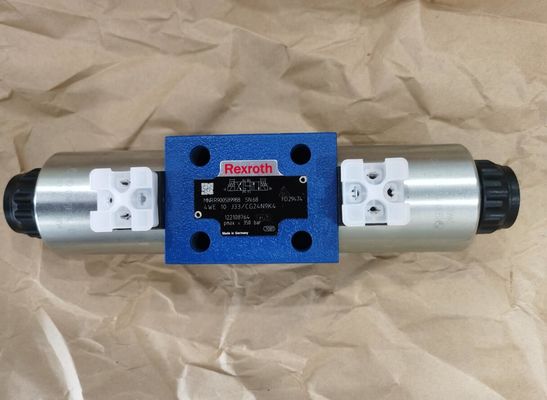Rexroth R900589988 4WE10J3X/CG24N9K4 4WE10J33/CG24N9K4   Valvole direzionali della bobina, funzionato diretto, con il solenoide Actua