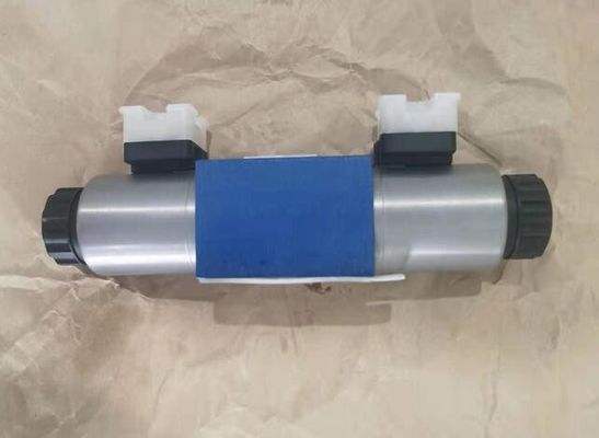 Valvola direzionale proporzionale di serie di R900904439 4WRA6E30-23/G24K4/V 4WRA6E30-2X/G24K4/V Rexroth 4WRA6